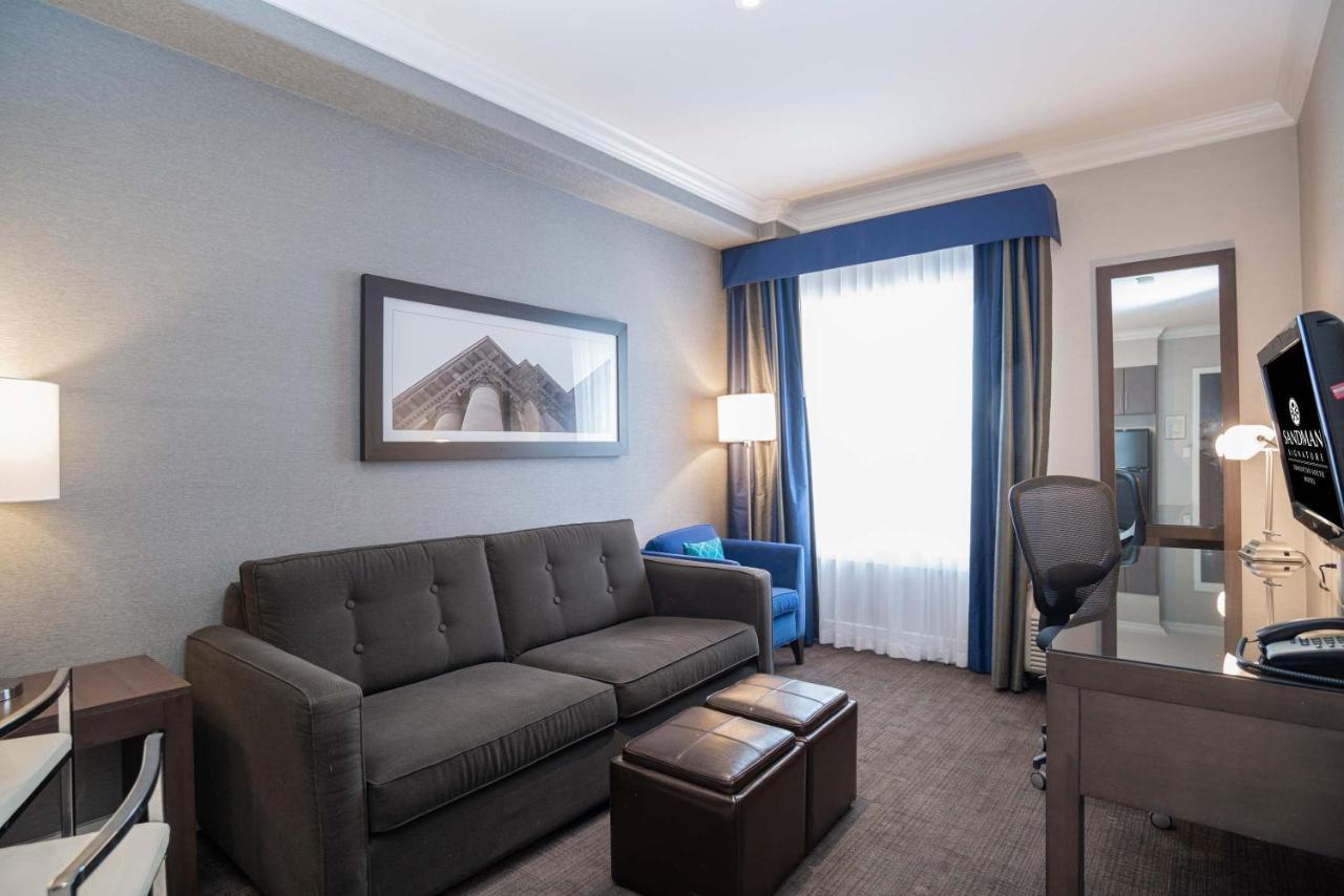 Sandman Signature Edmonton South Hotel Buitenkant foto