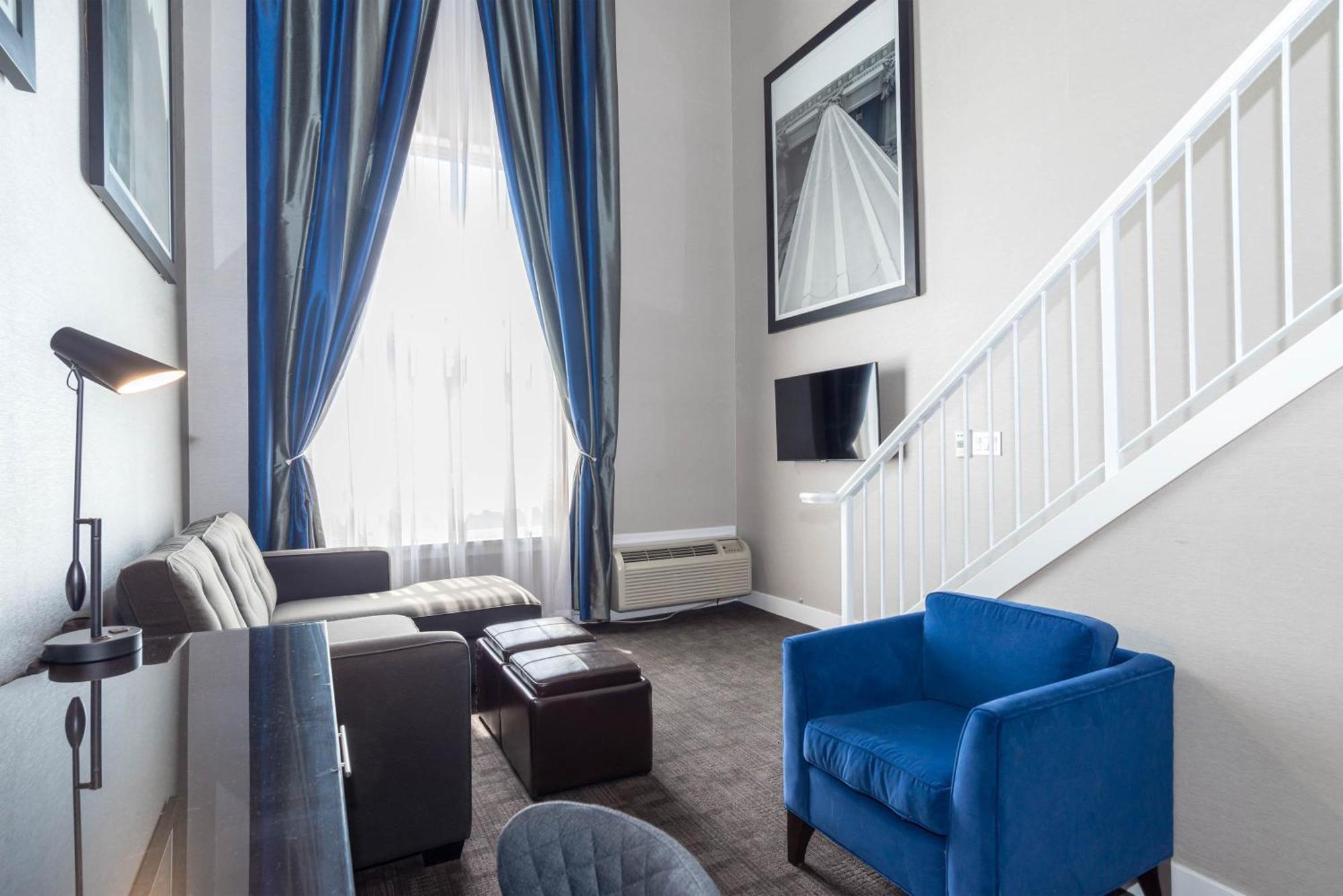 Sandman Signature Edmonton South Hotel Buitenkant foto