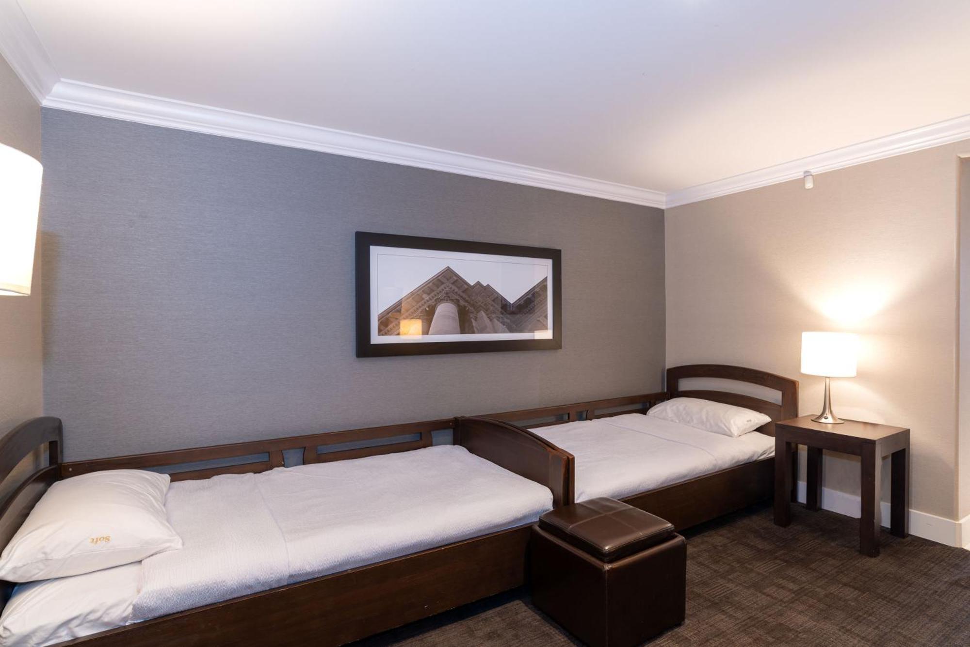 Sandman Signature Edmonton South Hotel Buitenkant foto