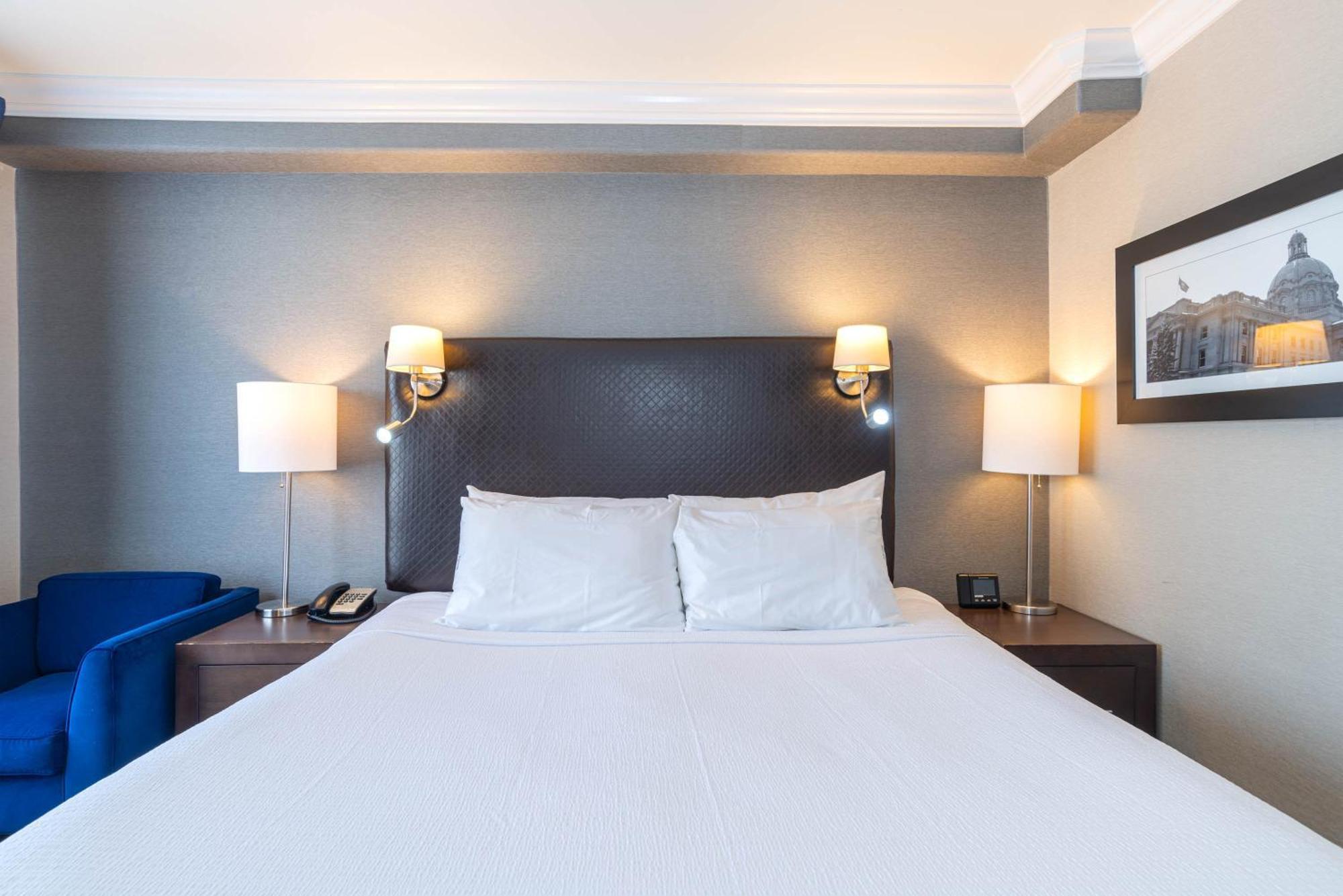 Sandman Signature Edmonton South Hotel Buitenkant foto