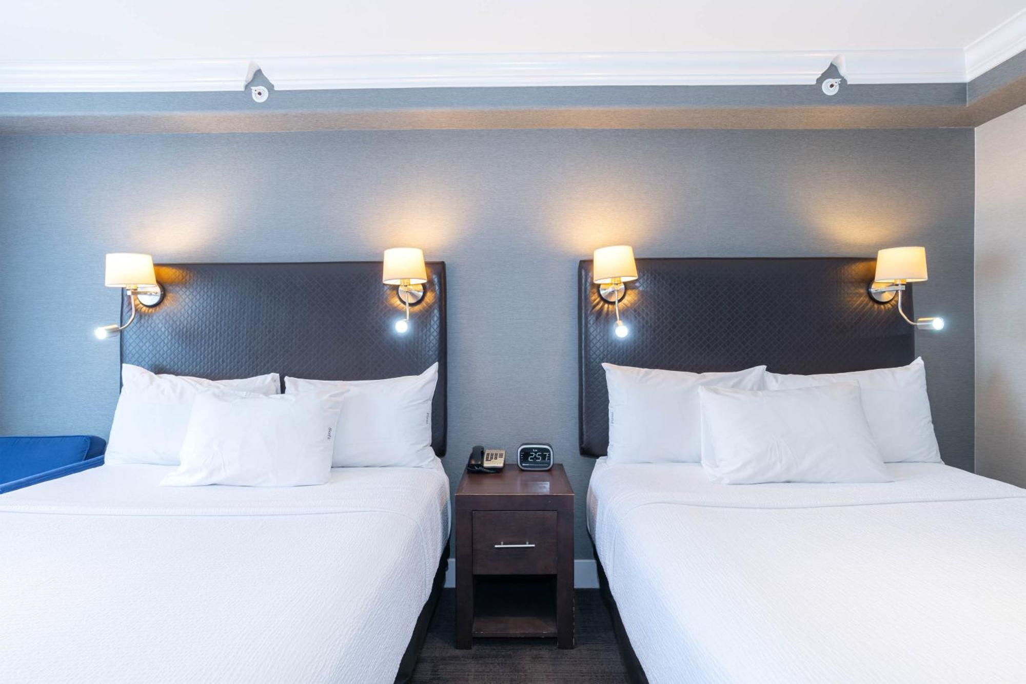 Sandman Signature Edmonton South Hotel Buitenkant foto