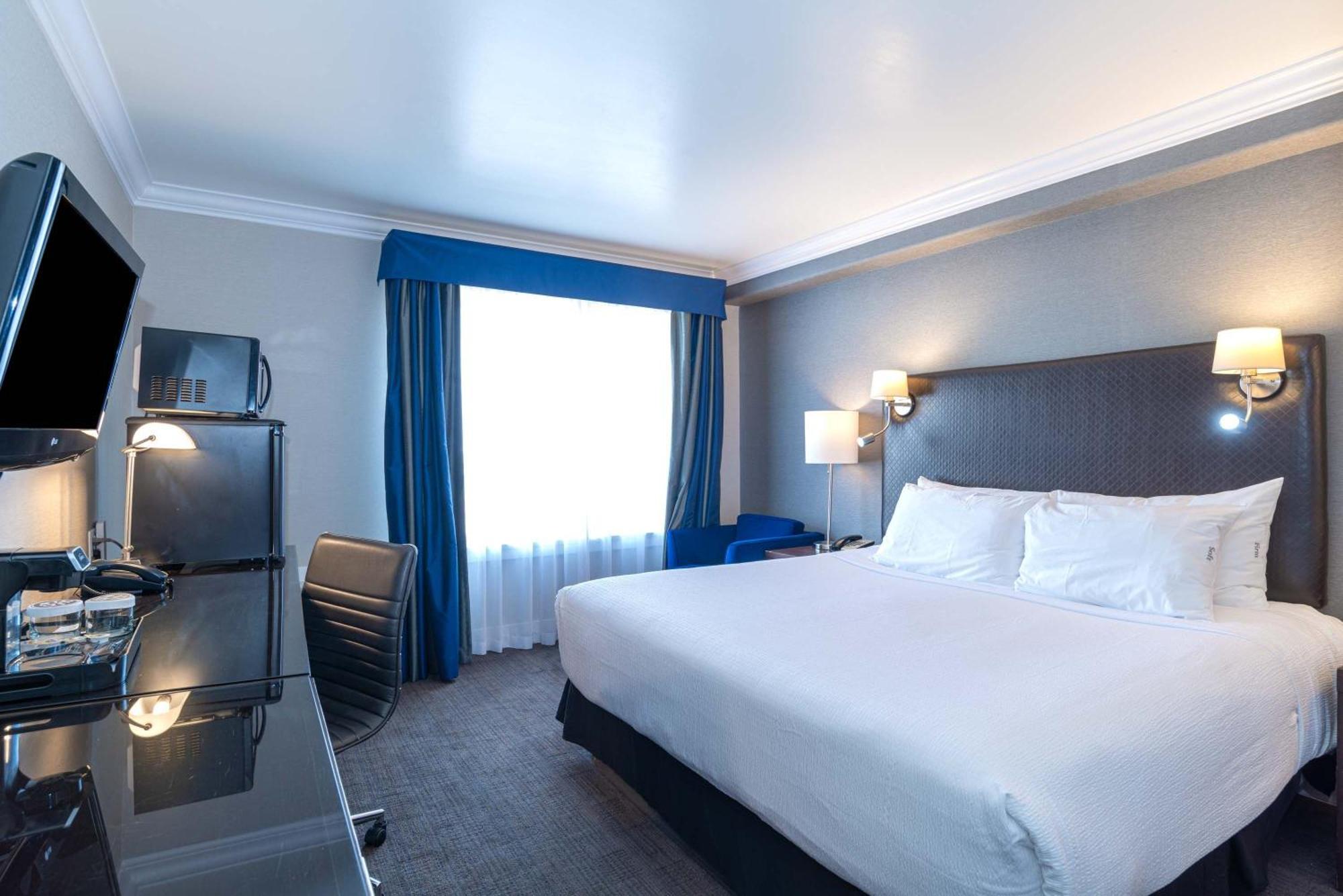 Sandman Signature Edmonton South Hotel Buitenkant foto